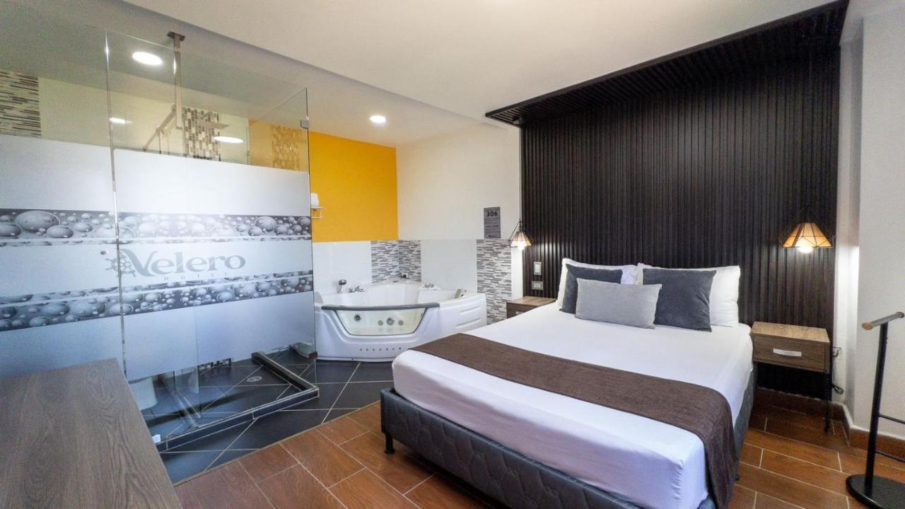 Hotel Velero Сан-Антонио Экстерьер фото