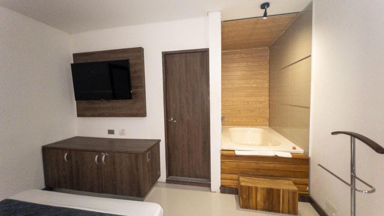 Hotel Velero Сан-Антонио Экстерьер фото