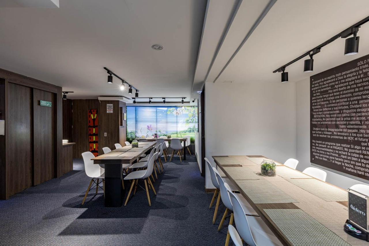 Hotel Velero Сан-Антонио Экстерьер фото