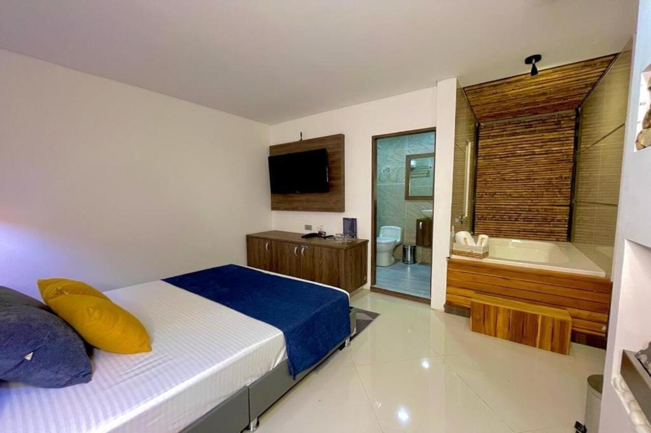 Hotel Velero Сан-Антонио Экстерьер фото